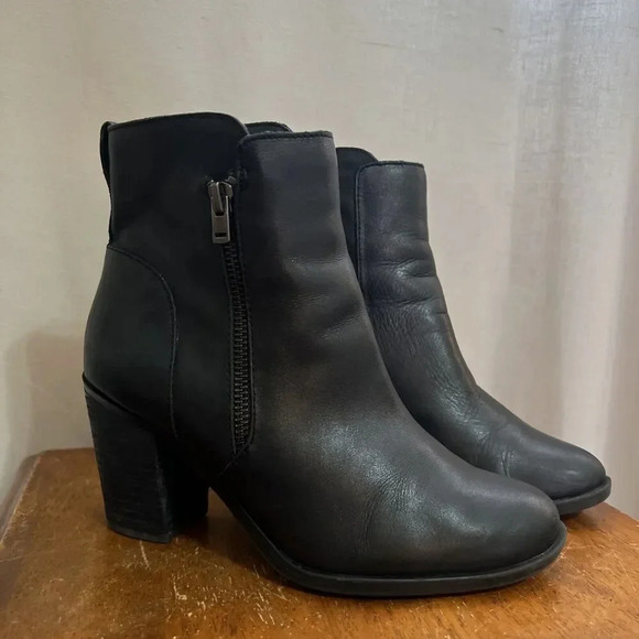 Naturalizer Boots Womens 6 Kala Ankle Booties Heels Casual Moto Leather Zip Bike - Picture 8 of 8